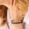 دستبند چرم زنانه با پلاک طلا طرح لنگر کد XB601
